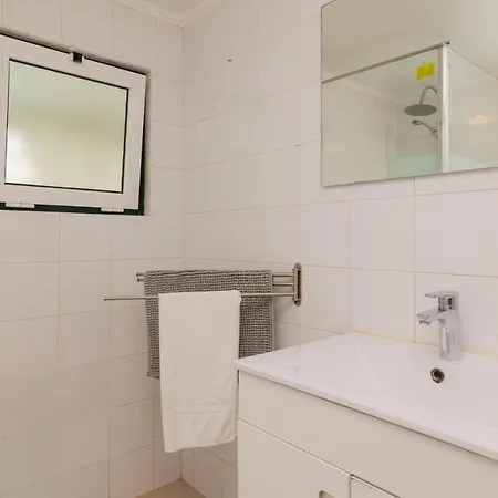 Lovely & Bright Family Flat W/ Patio * Lissabon