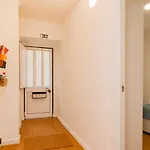 Lovely & Bright Family Flat W/ Patio 아파트 *
